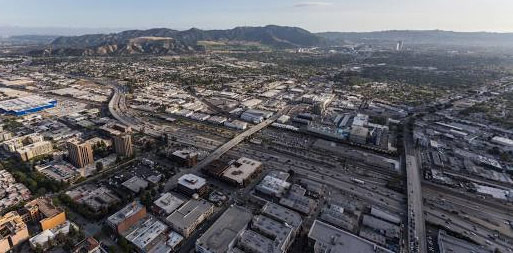 How far is Burbank from Los Angeles? - Burbank - 1