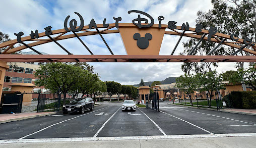 Burbank: The Hub of the Entertainment Industry! - Burbank - 1