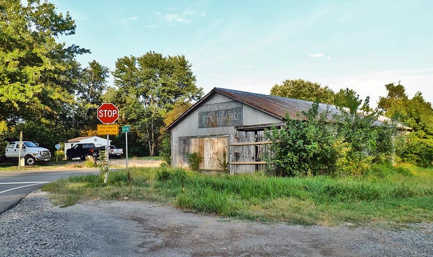 The Idyllic Life in Virginia Overflowing with Rural Romance - Virginia - 1
